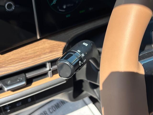 new 2025 Hyundai Santa Fe car, priced at $47,014
