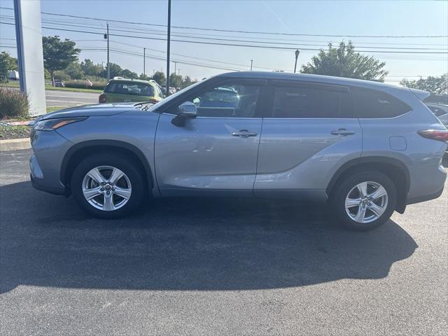 used 2021 Toyota Highlander car, priced at $31,186