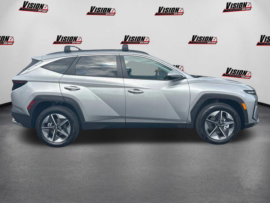 new 2025 Hyundai TUCSON Hybrid car, priced at $36,090