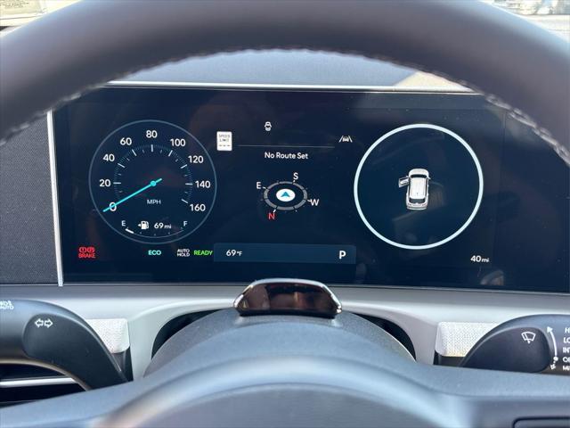 new 2025 Hyundai TUCSON Hybrid car, priced at $37,159