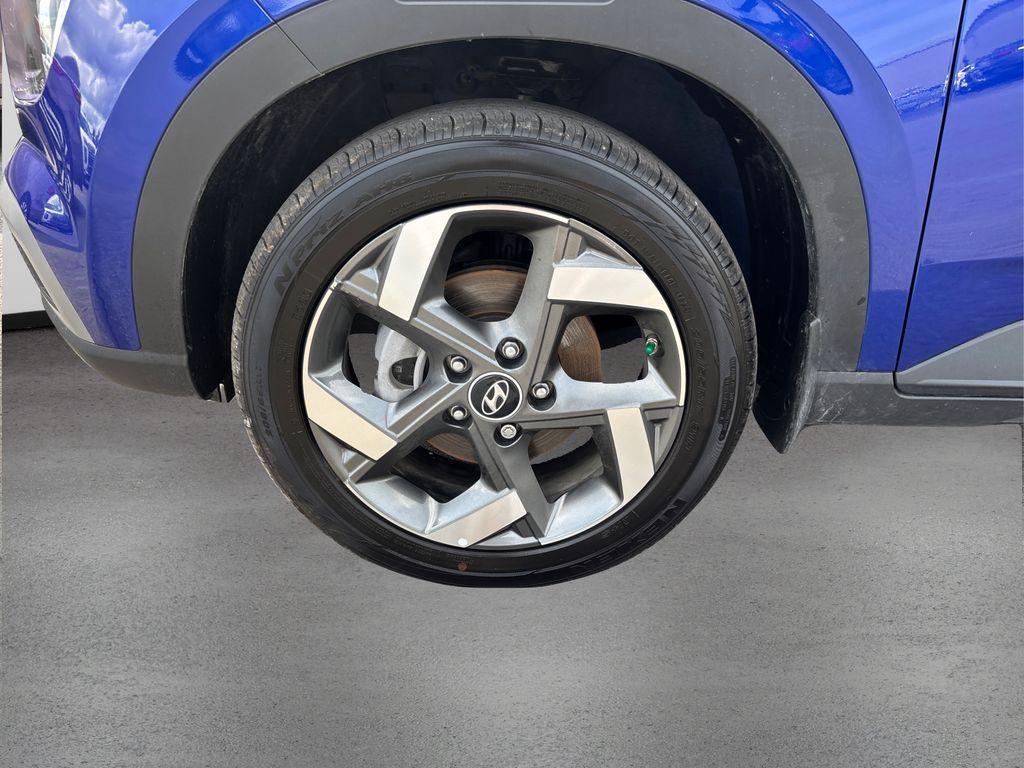 used 2025 Hyundai Venue car, priced at $19,971