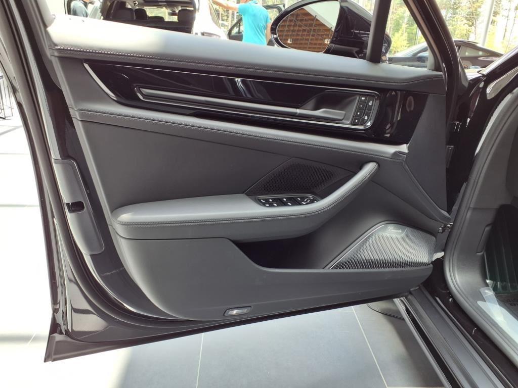 new 2025 Porsche Panamera car, priced at $226,405