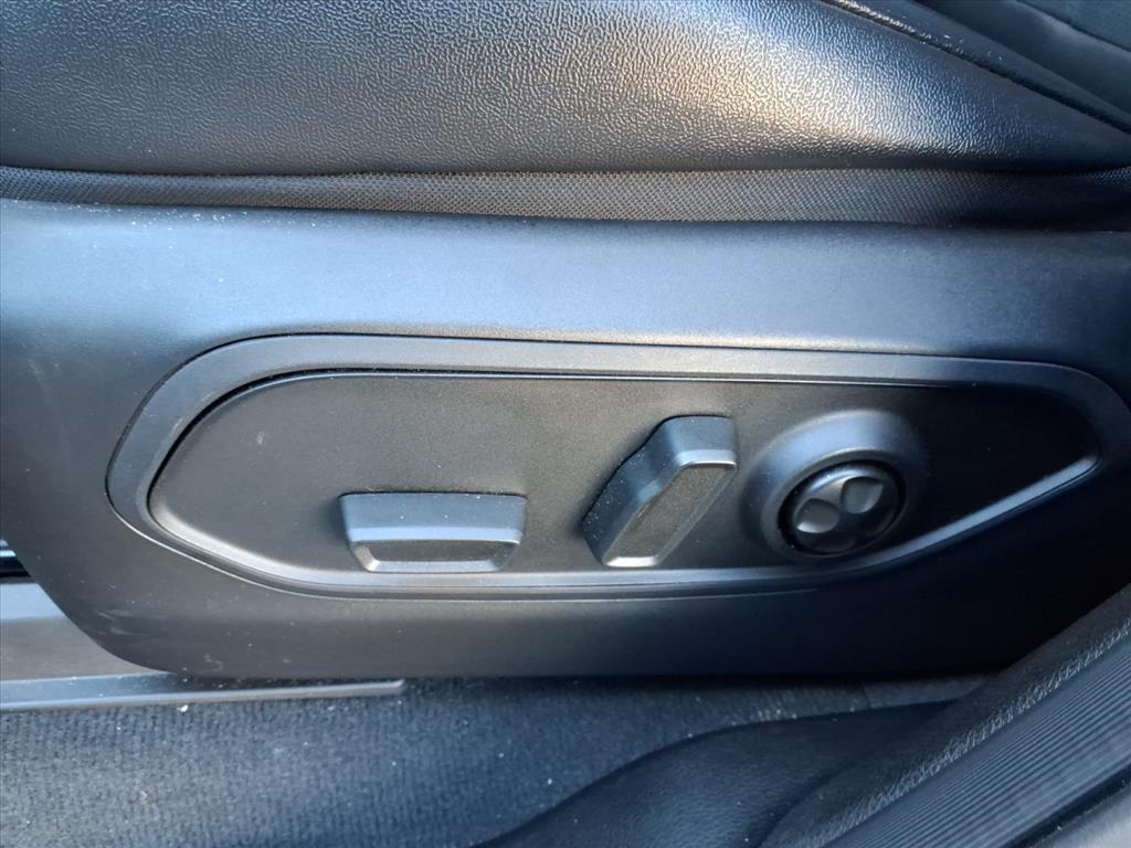 used 2024 Jeep Grand Cherokee L car, priced at $35,491