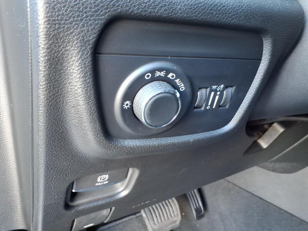 used 2024 Jeep Grand Cherokee L car, priced at $35,491