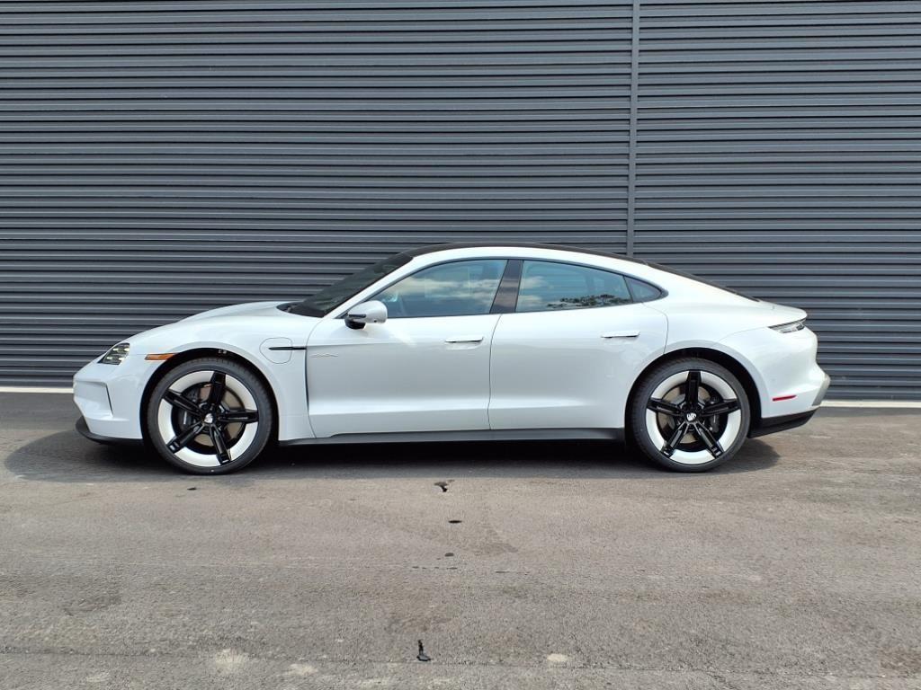 new 2025 Porsche Taycan car