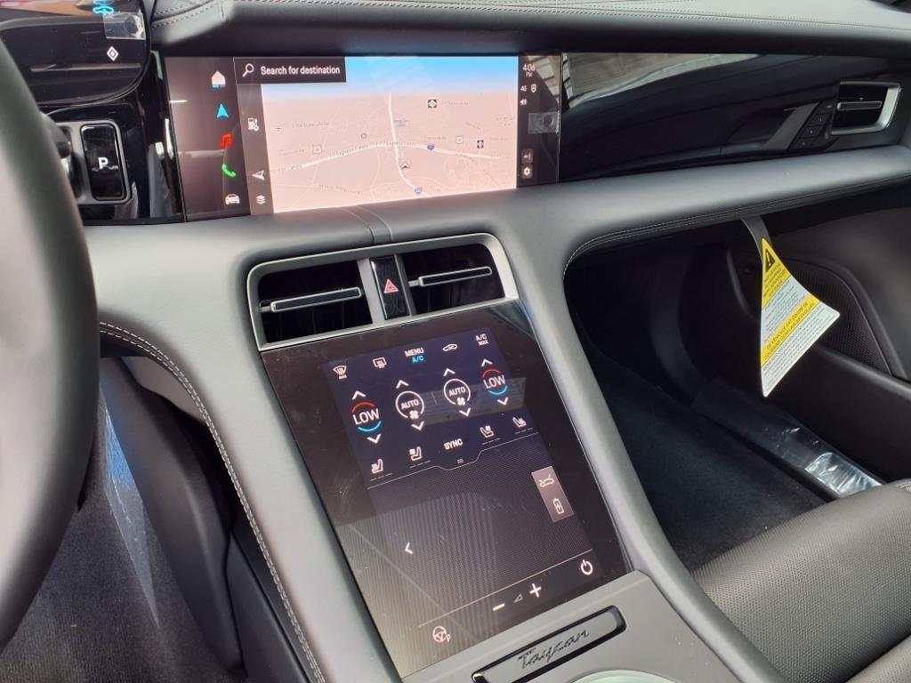 new 2025 Porsche Taycan car