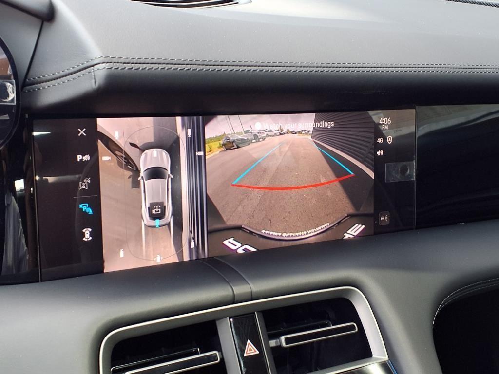 new 2025 Porsche Taycan car