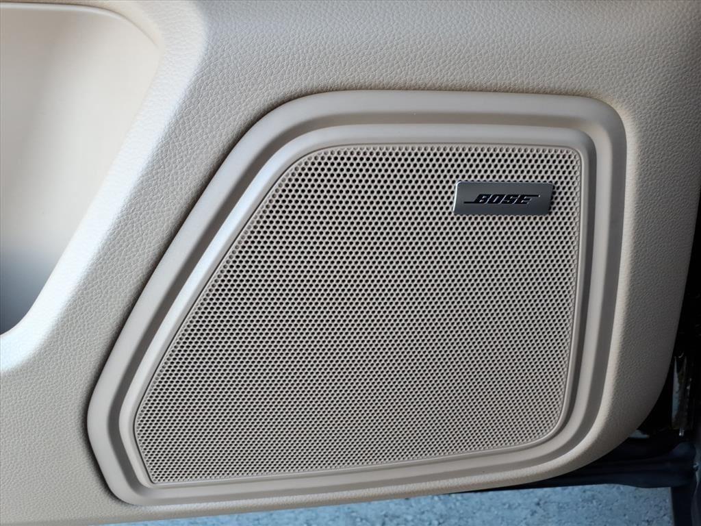 new 2026 Porsche Macan car