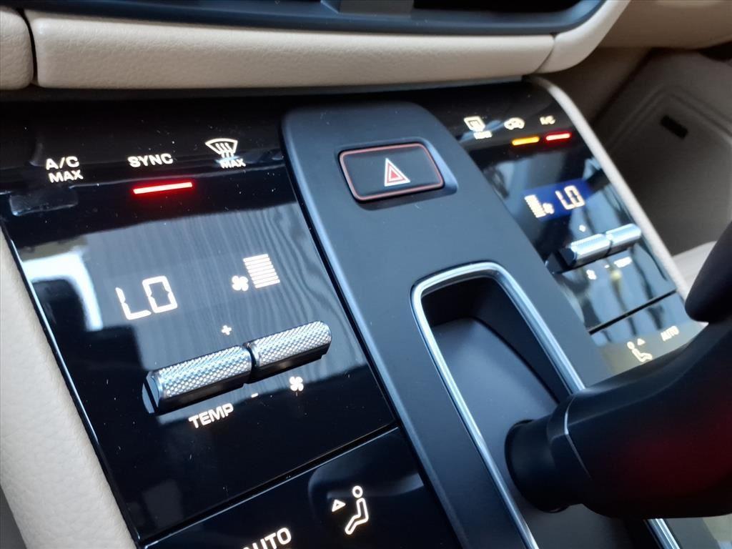 new 2026 Porsche Macan car