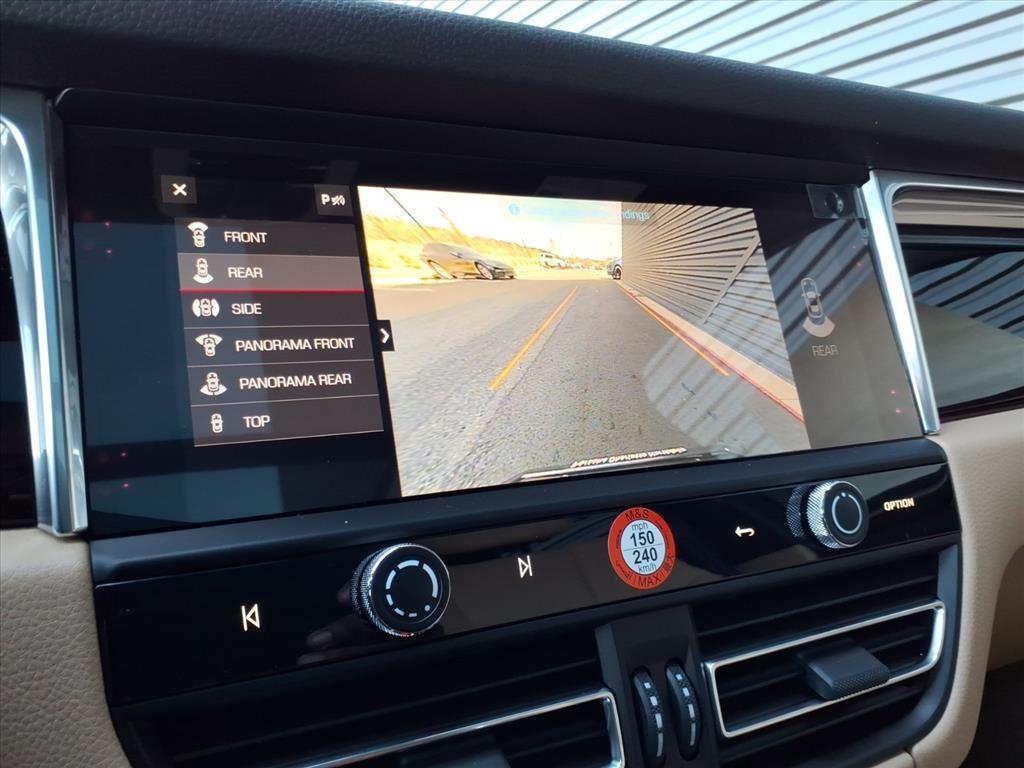 new 2026 Porsche Macan car