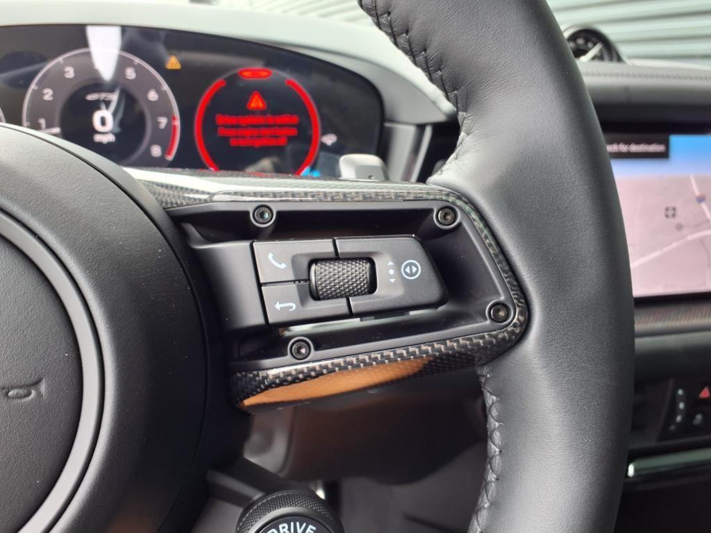 new 2025 Porsche Cayenne car