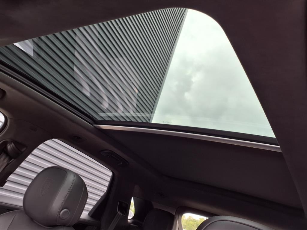 new 2025 Porsche Cayenne car