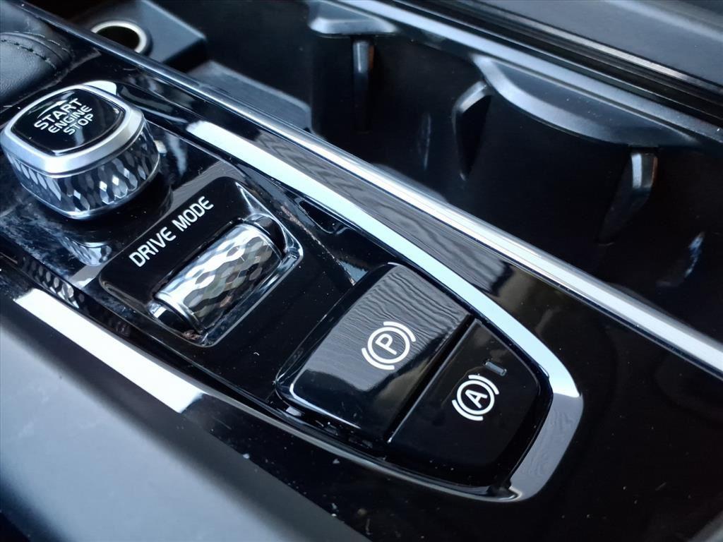 used 2021 Volvo XC60 car, priced at $23,991