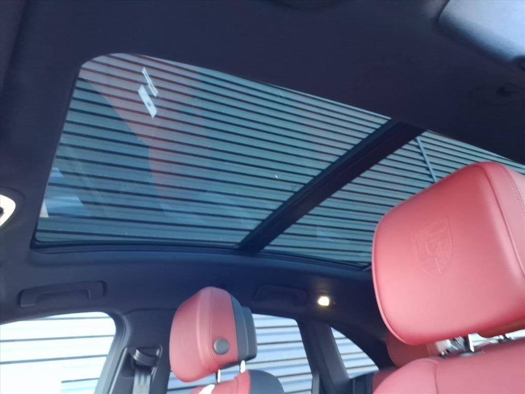 new 2026 Porsche Macan car