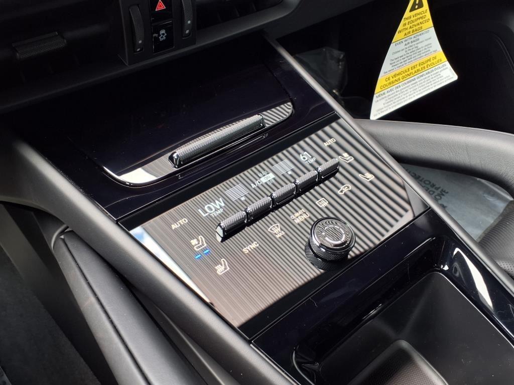 new 2025 Porsche Cayenne car