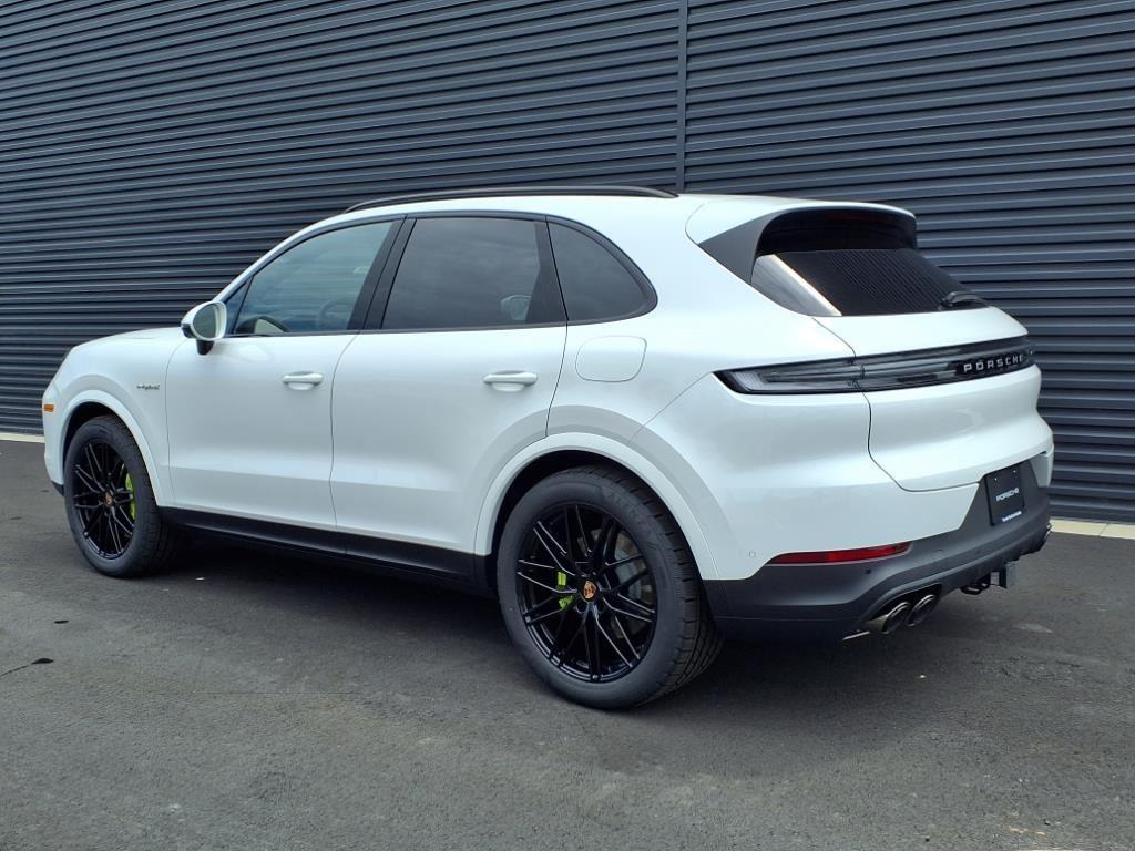 new 2025 Porsche Cayenne car