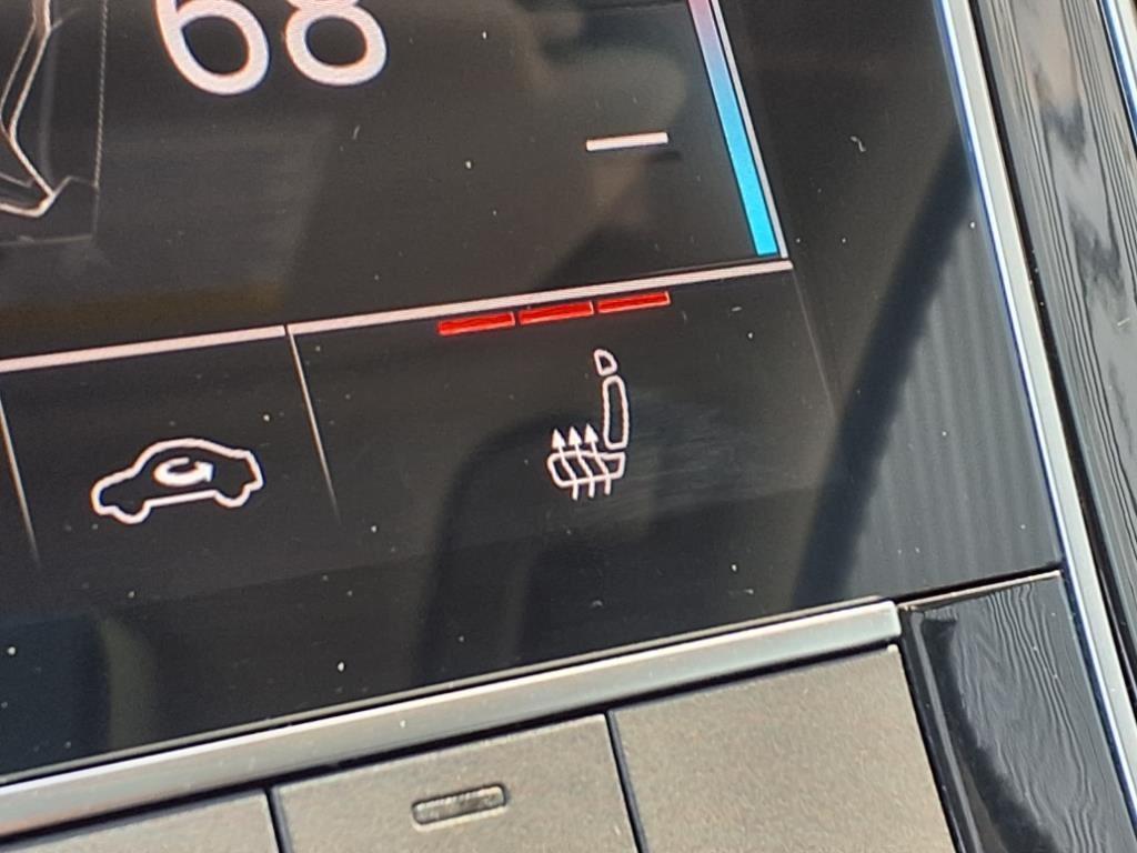 used 2024 Audi Q7 car, priced at $39,995