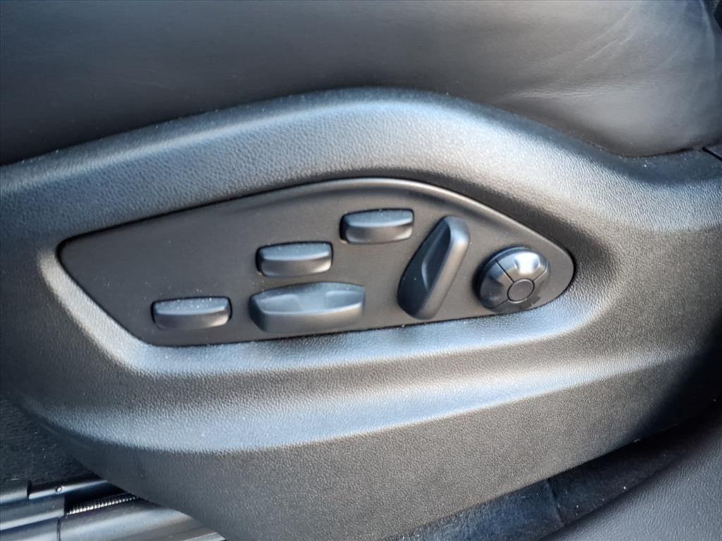 used 2025 Porsche Cayenne car, priced at $105,990