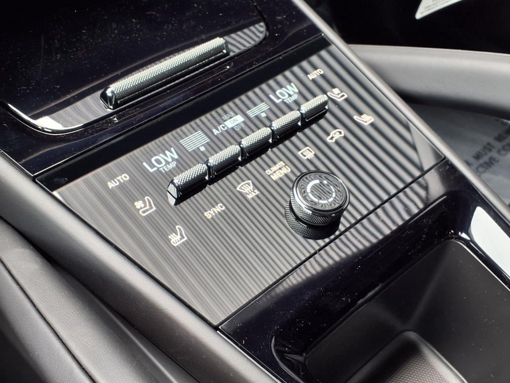 new 2025 Porsche Cayenne car