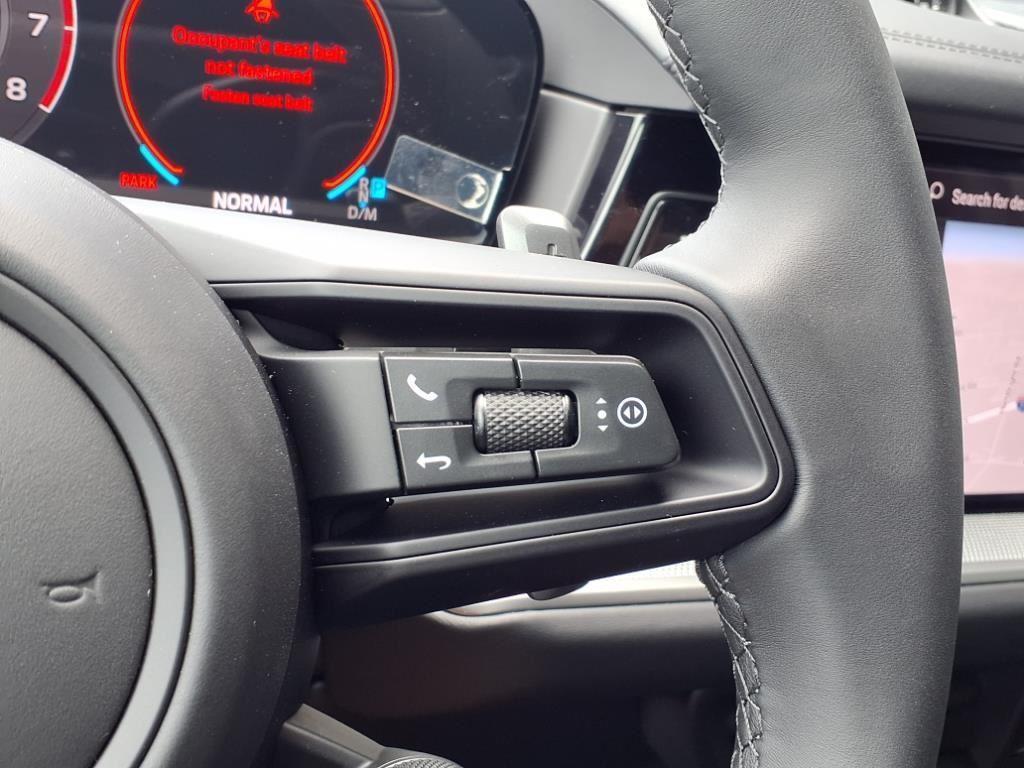 new 2025 Porsche Cayenne car