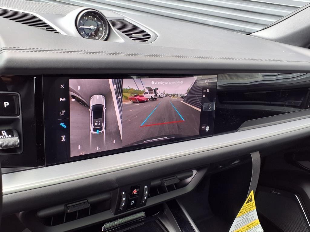 new 2025 Porsche Cayenne car