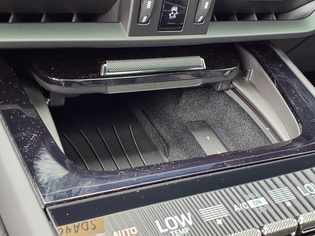 new 2025 Porsche Cayenne car