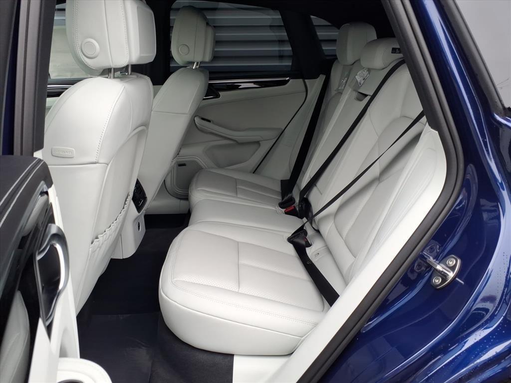 new 2026 Porsche Macan car