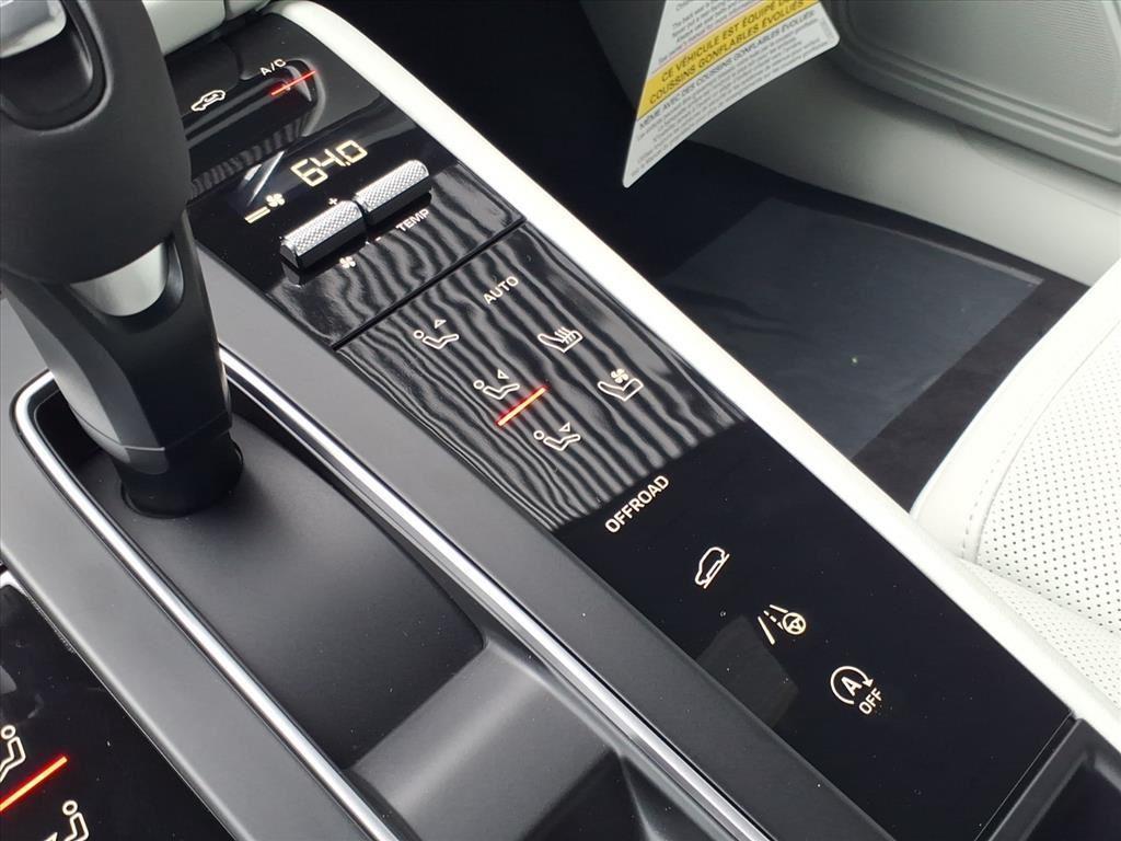 new 2026 Porsche Macan car