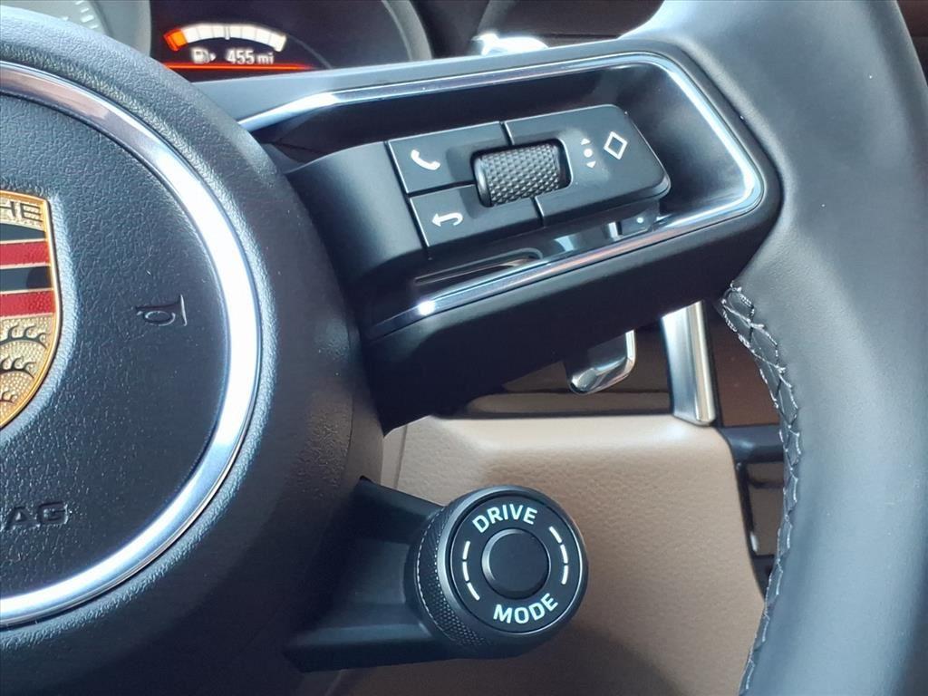 new 2026 Porsche Macan car