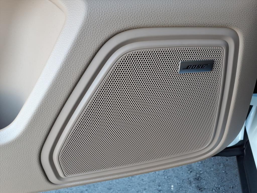 new 2026 Porsche Macan car