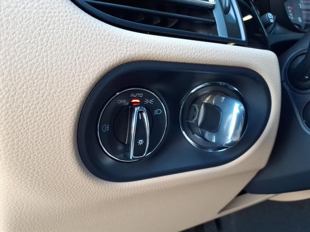 new 2026 Porsche Macan car