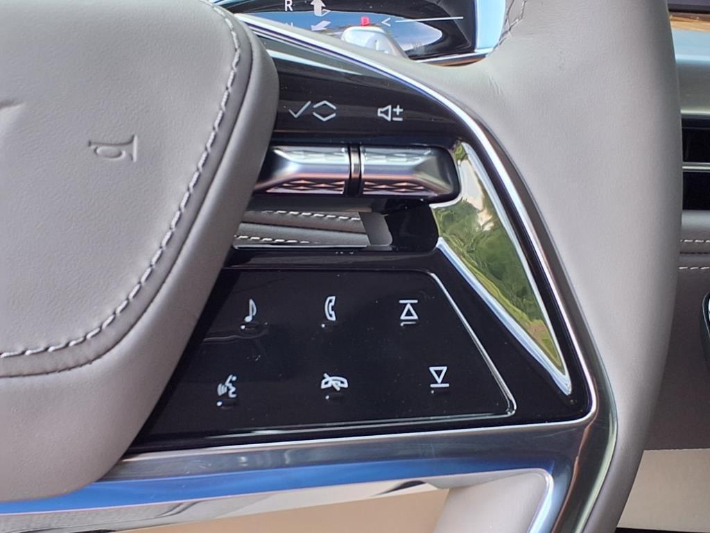 used 2025 Cadillac Escalade ESV car, priced at $124,900