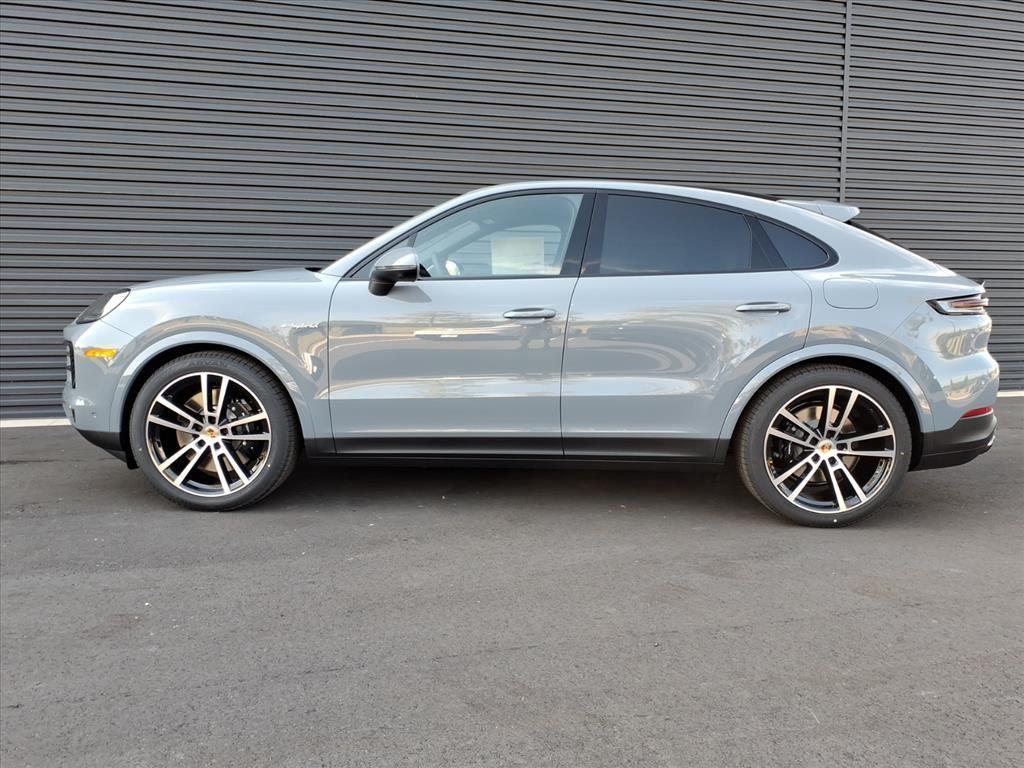 new 2026 Porsche Cayenne car