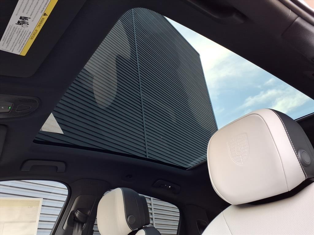 new 2026 Porsche Cayenne car