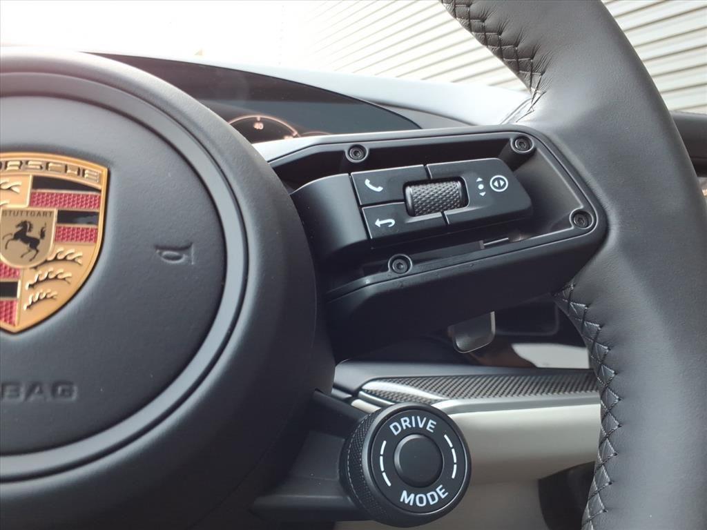 new 2026 Porsche Cayenne car