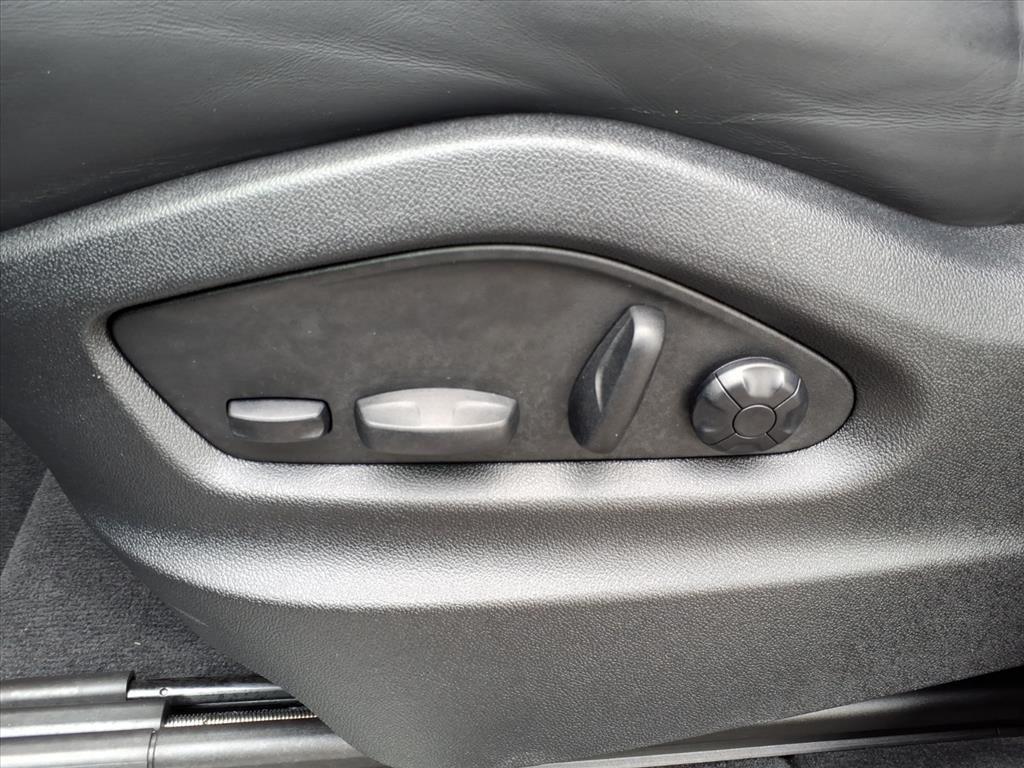 used 2023 Porsche Cayenne car, priced at $61,899