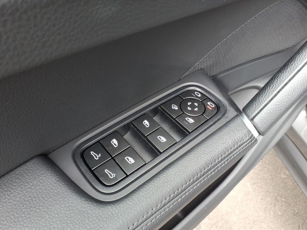 used 2023 Porsche Cayenne car, priced at $61,899