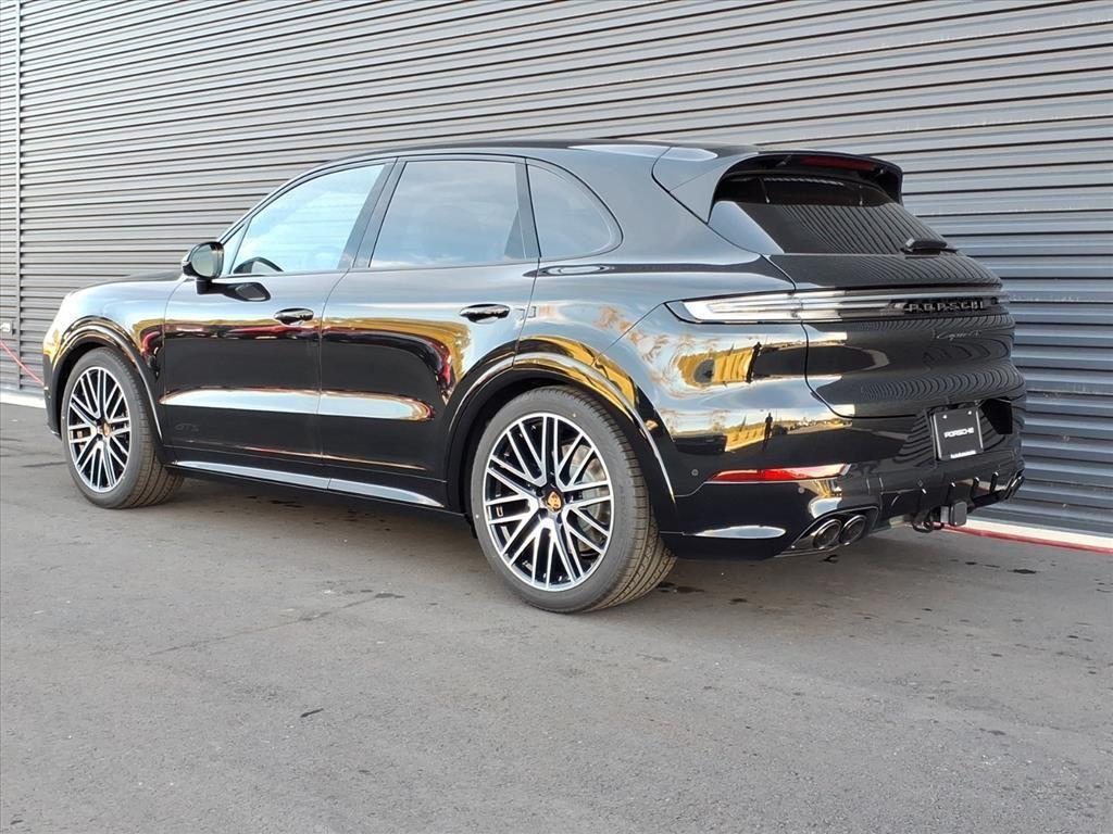 new 2026 Porsche Cayenne car