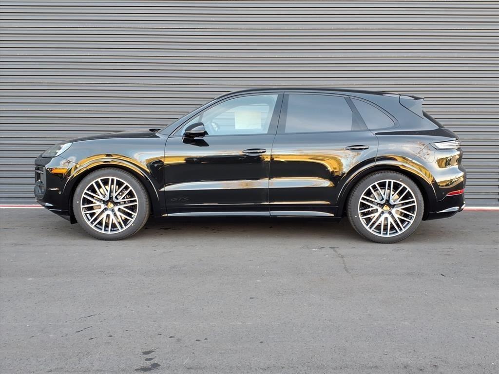 new 2026 Porsche Cayenne car