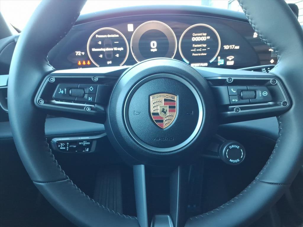 new 2025 Porsche Taycan car