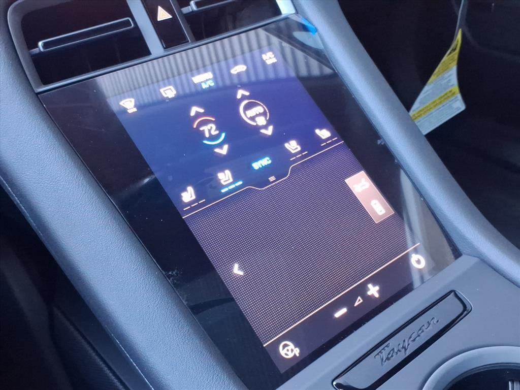 new 2025 Porsche Taycan car