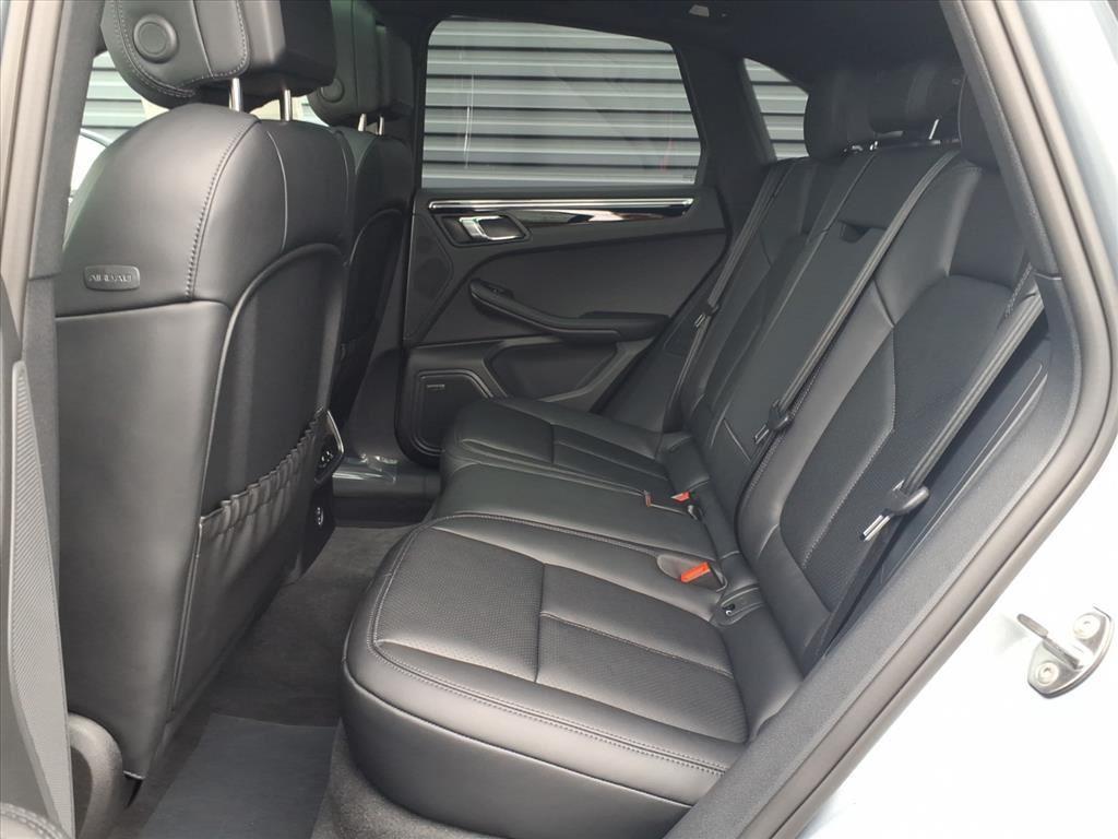 new 2026 Porsche Macan car