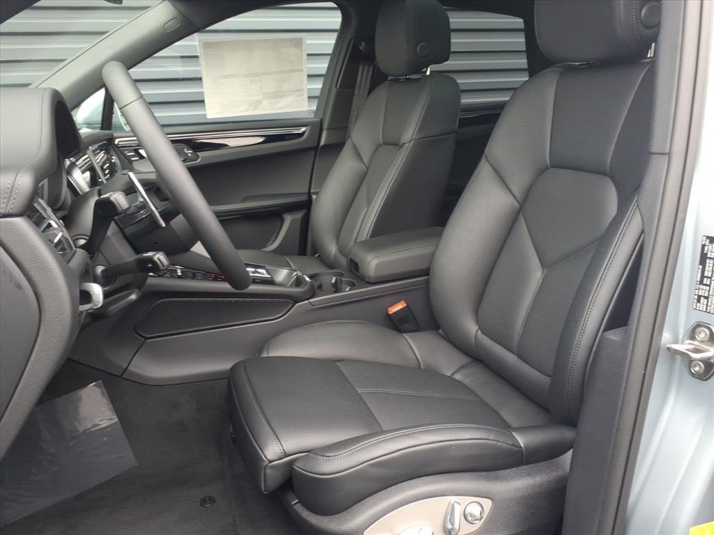 new 2026 Porsche Macan car