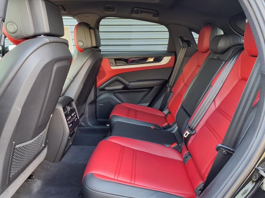 new 2026 Porsche Cayenne car