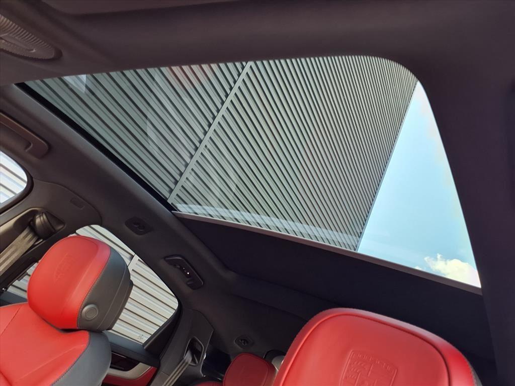 new 2026 Porsche Cayenne car