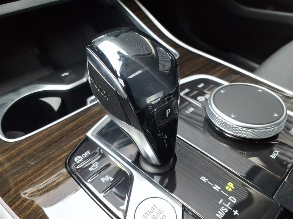 used 2021 BMW X7 car, priced at $38,972