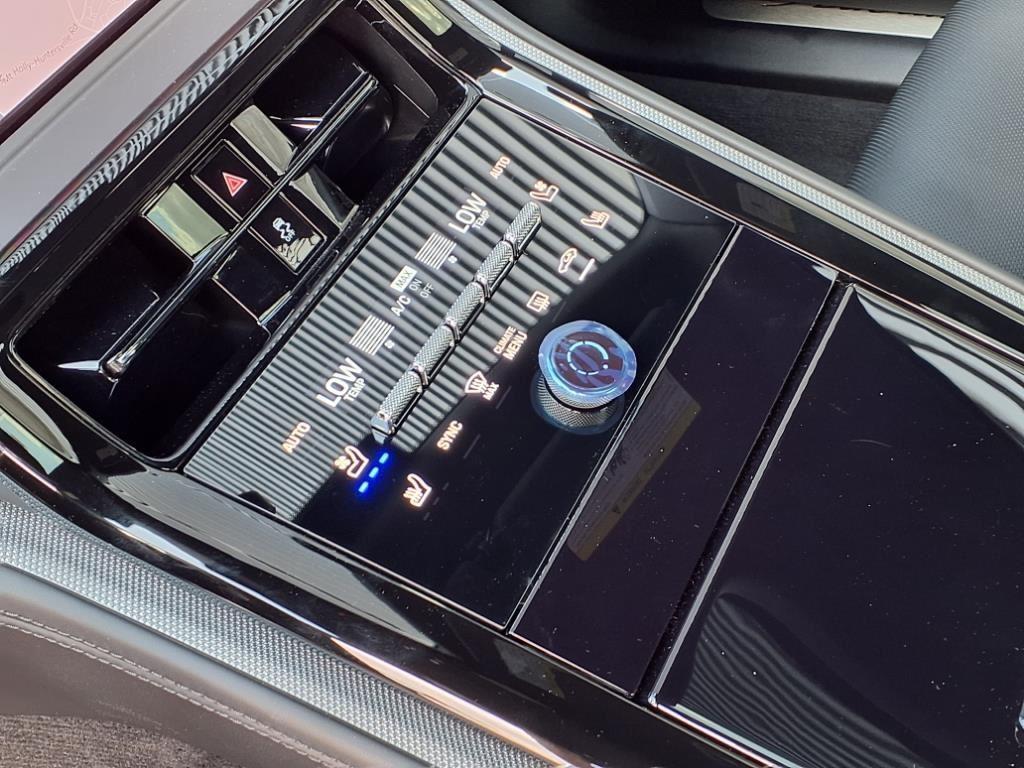 new 2025 Porsche Panamera car