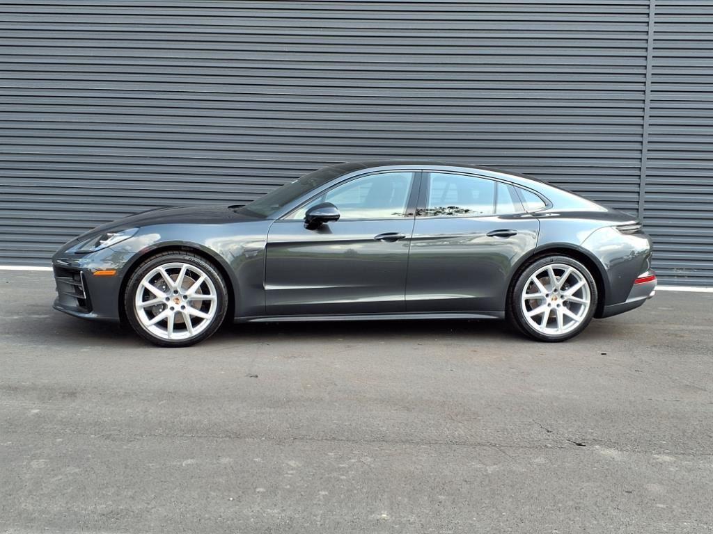 new 2025 Porsche Panamera car