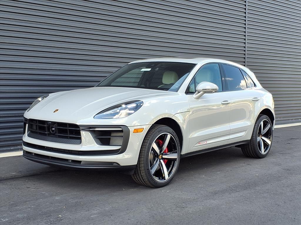new 2025 Porsche Macan car