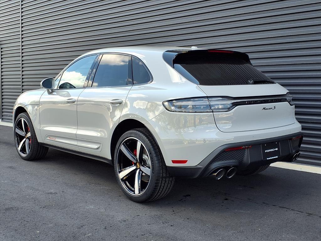 new 2025 Porsche Macan car